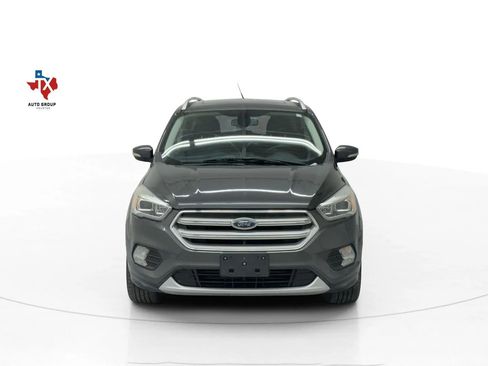 Used 2018 Ford Escape Titanium image 5