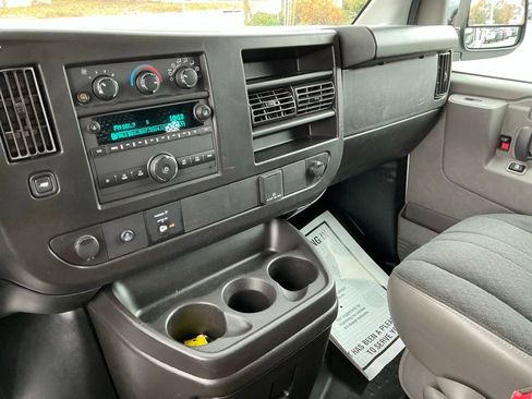 Used 2024 Chevrolet Express 2500 w/ Driver Convenience Package image 34