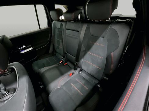 Certified 2023 Mercedes-Benz GLB 250 image 19