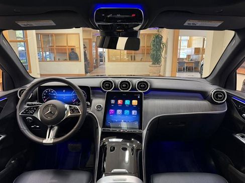 Certified 2025 Mercedes-Benz GLC 300 image 11