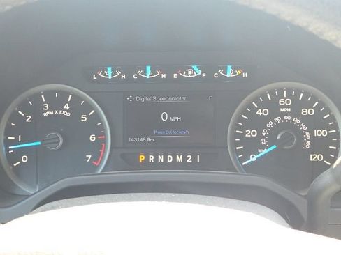 Used 2015 Ford F150 XLT w/ Equipment Group 301A Mid AWD/4WD image 36