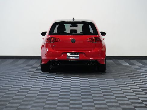 Used 2017 Volkswagen Golf 4-Door AWD/4WD image 7