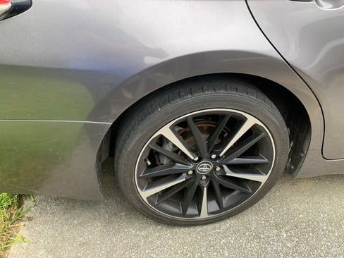 Used 2020 Toyota Camry XSE FWD image 8