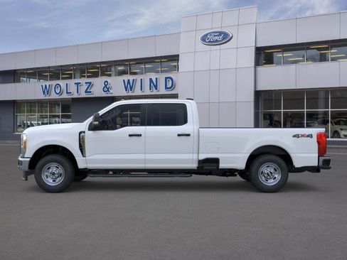 New 2026 Ford F250 XL w/ XL Chrome Package image 3