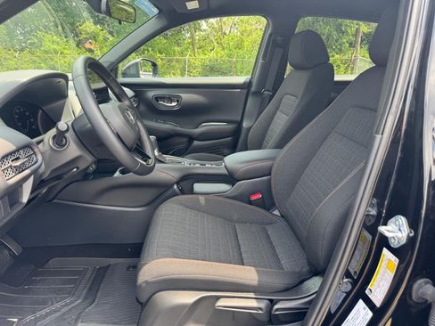 Certified 2026 Honda HR-V Sport image 18