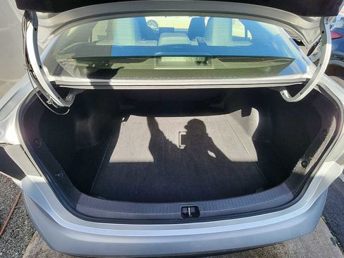 Used 2023 Toyota Corolla LE image 23