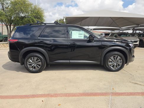 New 2026 Nissan Pathfinder SV AWD/4WD image 2