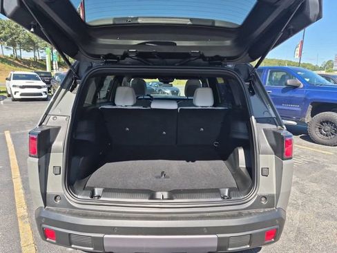 New 2026 Jeep Cherokee Laredo AWD/4WD image 29