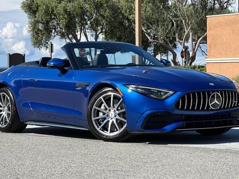 Used 2023 Mercedes-Benz SL 43 AMG image 2