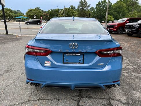 Used 2024 Toyota Camry XSE FWD image 5