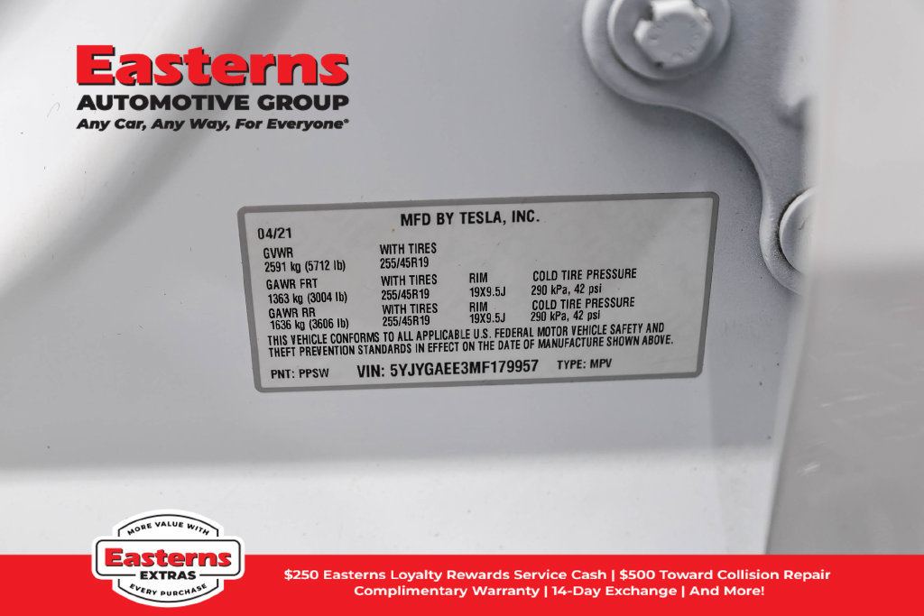 Used 2021 Tesla Model Y Long Range AWD/4WD image 34