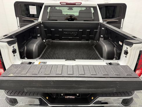 Used 2023 GMC Sierra 1500 SLE AWD/4WD image 26