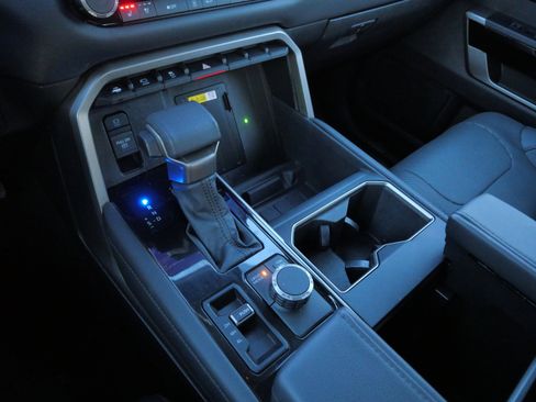 Used 2023 Toyota Tundra Limited image 25