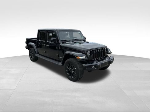 Used 2022 Jeep Gladiator Overland image 5