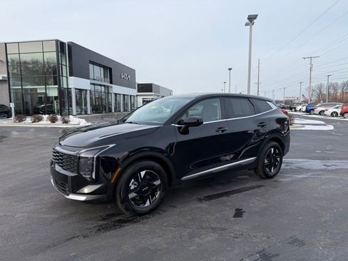 Certified 2026 Kia Sportage LX image 1