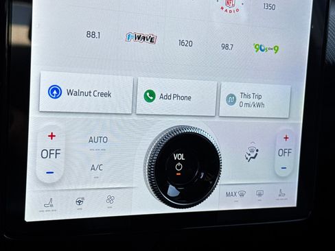 New 2025 Ford Mustang Mach-E Premium image 18