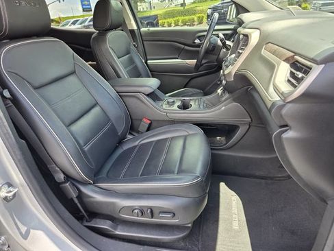 Certified 2020 GMC Acadia Denali w/ Technology Package FWD image 18