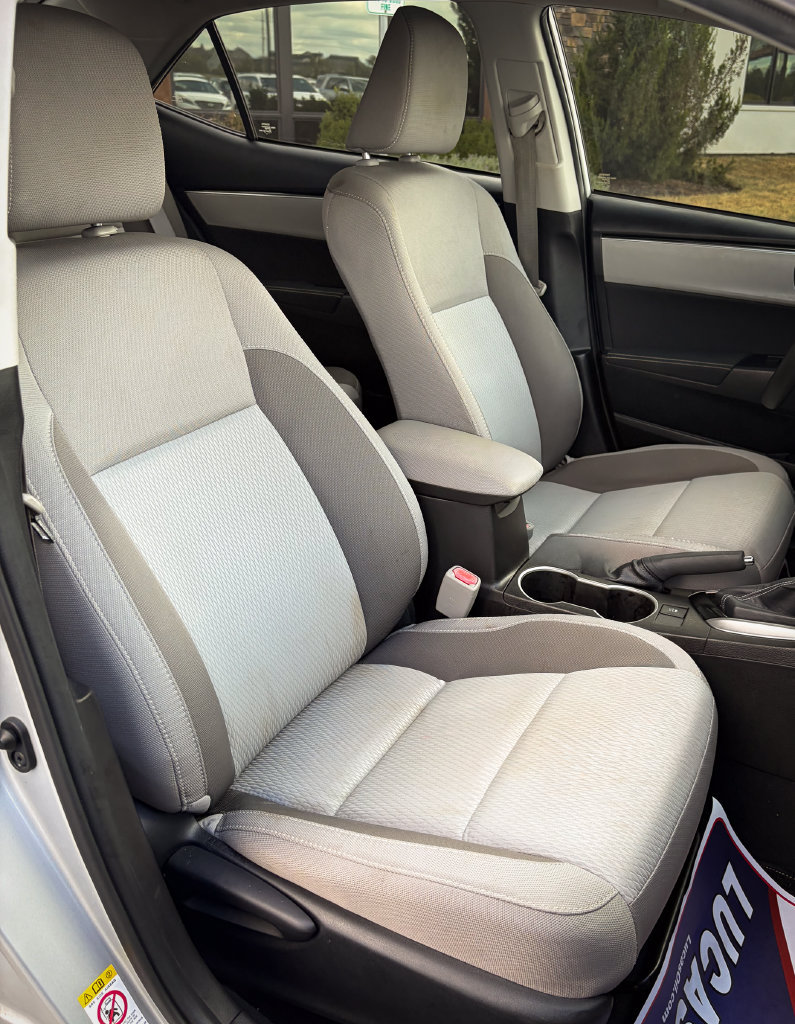 Used 2017 Toyota Corolla LE FWD image 27