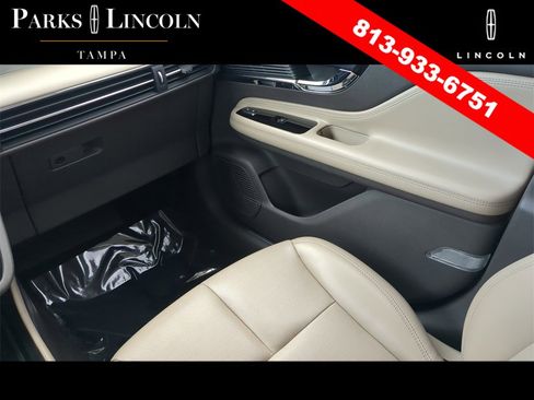 Used 2020 Lincoln Corsair FWD image 14