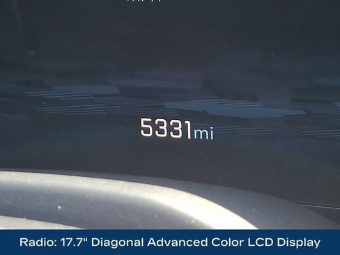 Used 2025 Chevrolet Tahoe High Country AWD/4WD image 6