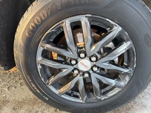 Used 2019 GMC Acadia SLT w/ LPO, Floor Liner Package image 28