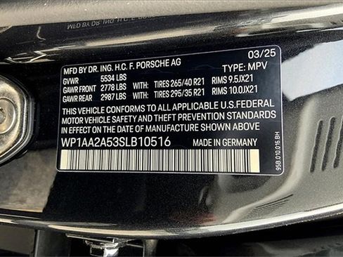 New 2025 Porsche Macan image 42