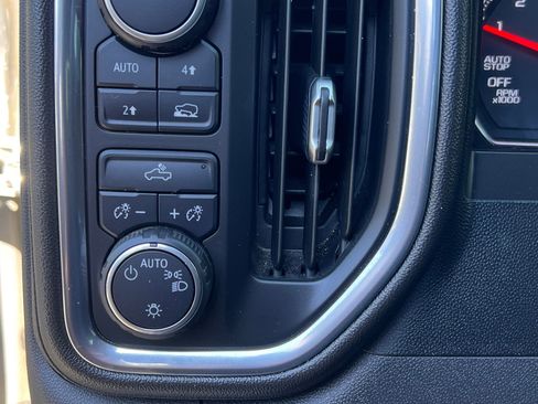 Used 2020 Chevrolet Silverado 1500 LT w/ Convenience Package image 12