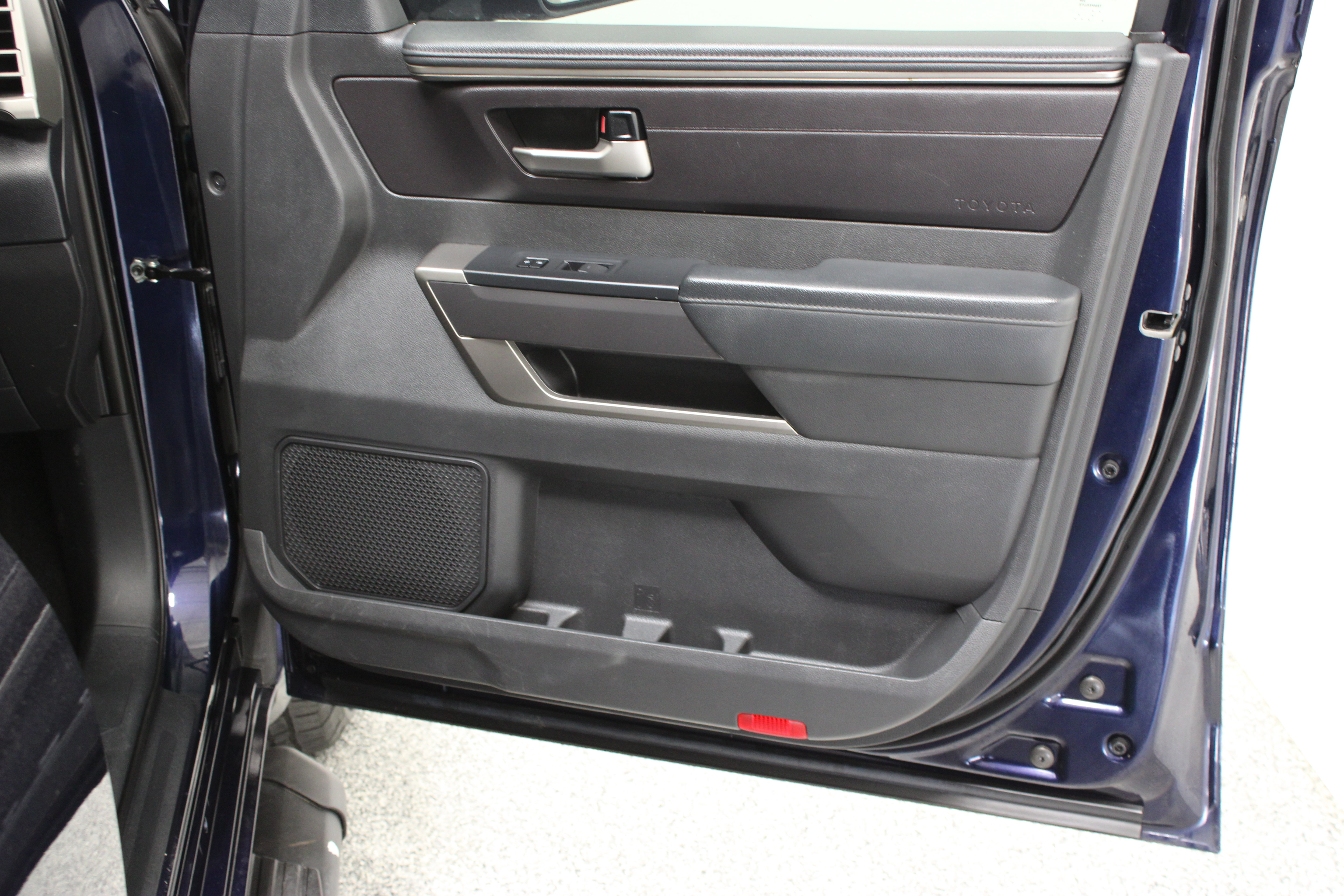 Used 2024 Toyota Tundra SR5 RWD image 32