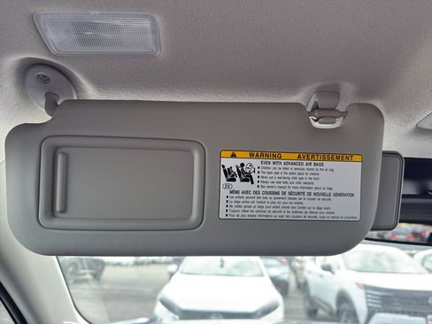 Used 2022 Toyota Corolla Cross LE image 26