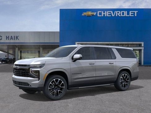 New 2026 Chevrolet Suburban RST w/ Comfort Package RWD image 2