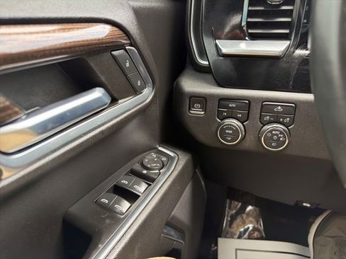 Used 2023 Chevrolet Silverado 1500 RST w/ Protection Package AWD/4WD image 16