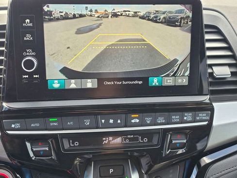 Used 2025 Honda Odyssey Touring image 22