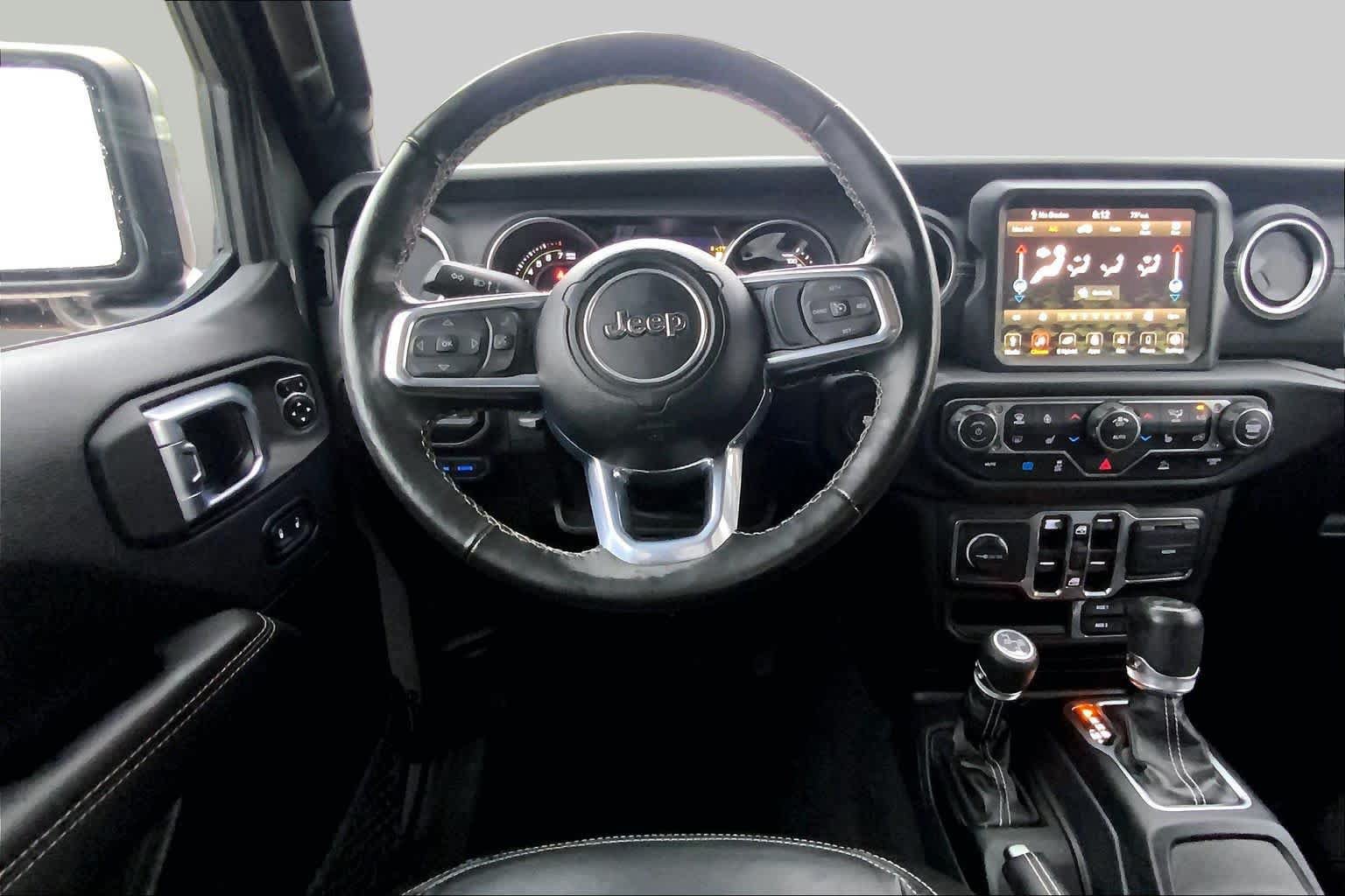Used 2023 Jeep Wrangler Unlimited Sahara w/ Cold Weather Group AWD/4WD image 6