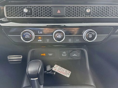 Used 2024 Honda Civic Sport image 19