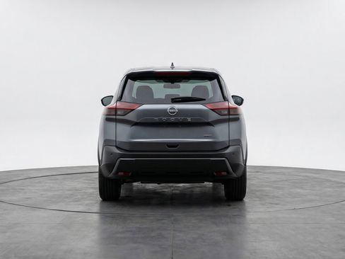 Used 2025 Nissan Rogue SV FWD image 7