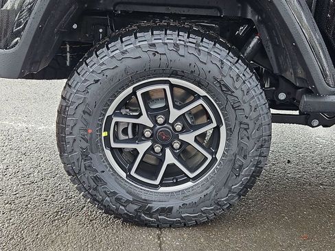 New 2026 Jeep Gladiator Rubicon image 9