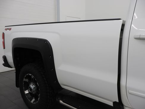 Used 2015 Chevrolet Silverado 2500 LT AWD/4WD image 23