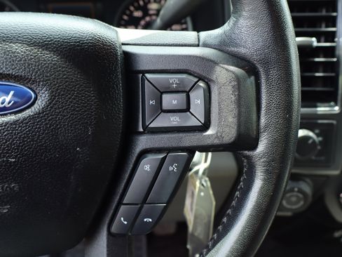 Used 2018 Ford F150 XLT w/ Equipment Group 302A Luxury AWD/4WD image 30
