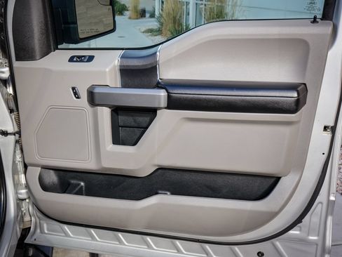 Used 2015 Ford F150 XLT w/ Equipment Group 301A Mid AWD/4WD image 26