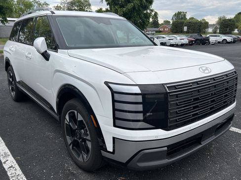 Certified 2026 Hyundai Palisade Limited AWD/4WD image 4