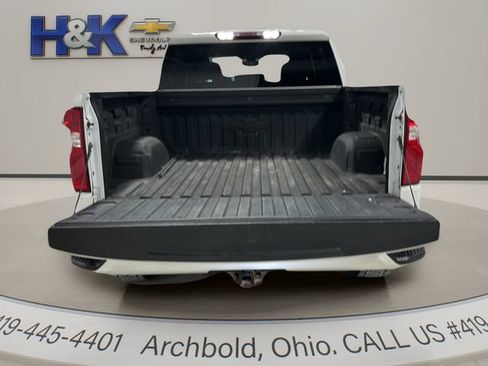Used 2022 Chevrolet Silverado 1500 Custom w/ LPO, Dark Essentials Package AWD/4WD image 23