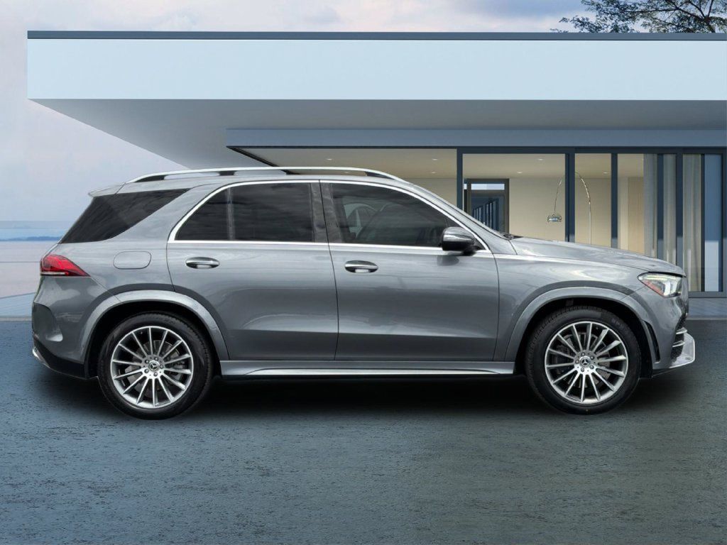 Used 2020 Mercedes-Benz GLE 450 4MATIC image 3