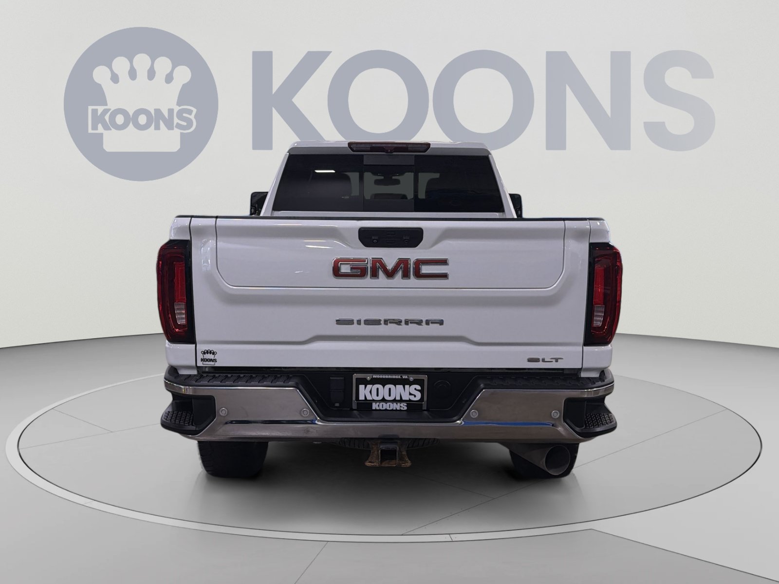 Used 2023 GMC Sierra 3500 SLT w/ SLT Premium Package AWD/4WD image 4