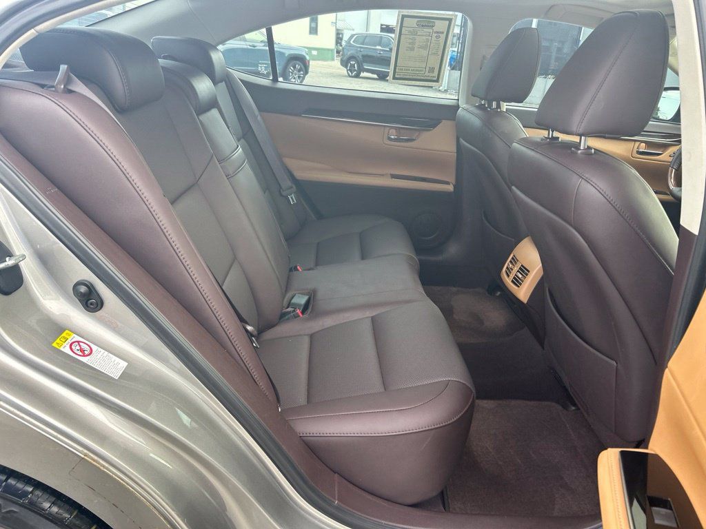 Used 2018 Lexus ES 350 w/ Premier Package FWD image 27