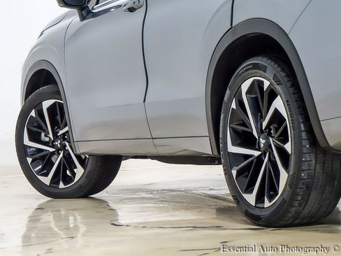 Used 2022 Mitsubishi Outlander SEL FWD image 11