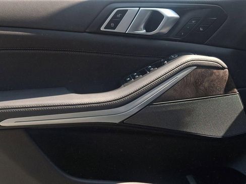 Certified 2025 BMW X5 xDrive50e w/ Climate Comfort Package image 12