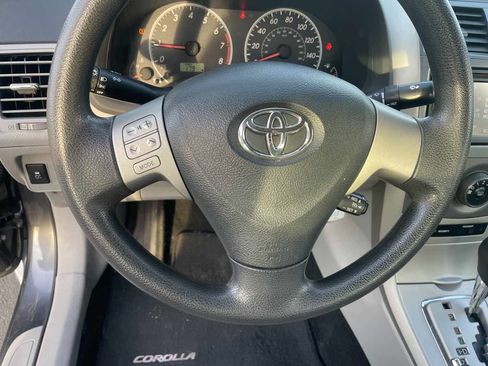 Used 2013 Toyota Corolla LE image 13