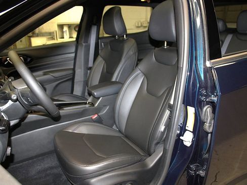 New 2026 Jeep Compass Limited image 26