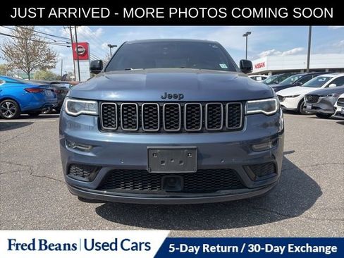 Used 2021 Jeep Grand Cherokee Limited X image 2