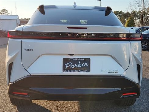 Used 2023 Lexus RZ 450e Premium image 7